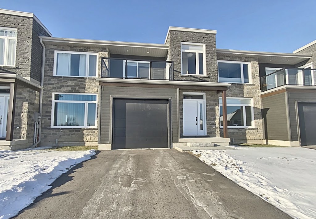 Hanan Awneh Realtor | 581 Rathburn Ln, Ottawa, ON K1T 0V2, Canada | Phone: (613) 797-6669