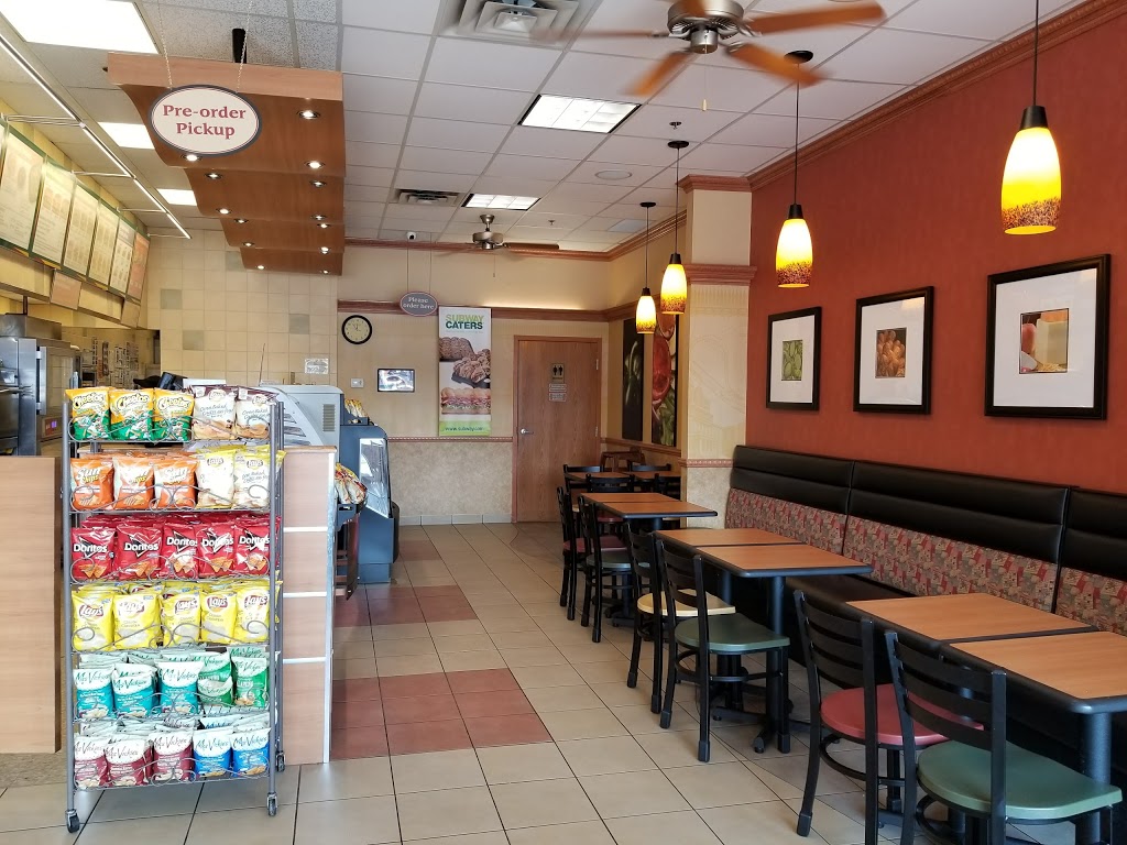 Subway | 5636 Glen Erin Dr Unit 2A, Mississauga, ON L5M 6B1, Canada | Phone: (905) 858-4789