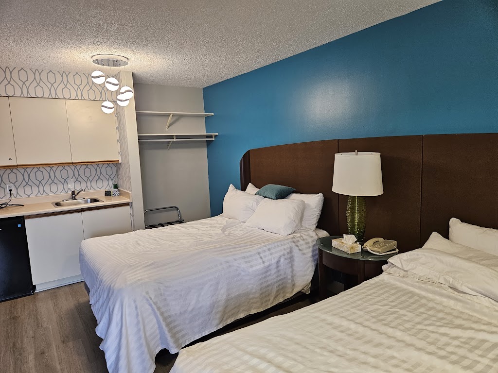 The Tides Inn | 411 Island Hwy W, Parksville, BC V9P 1A1, Canada | Phone: (250) 248-6171