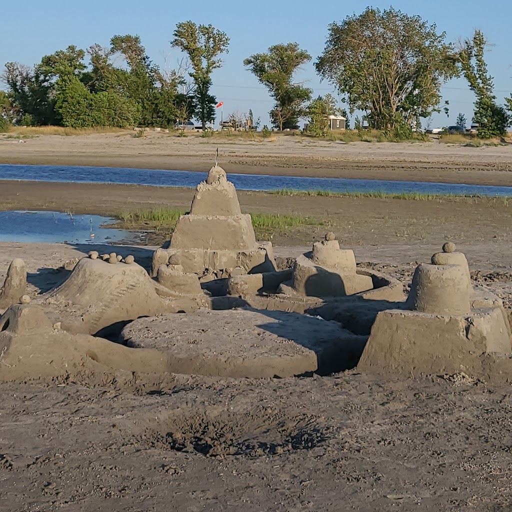 Delta Beach Campground | 84 Hackberry Ave W, Macdonald, MB R0H 0S0, Canada | Phone: (204) 857-7772