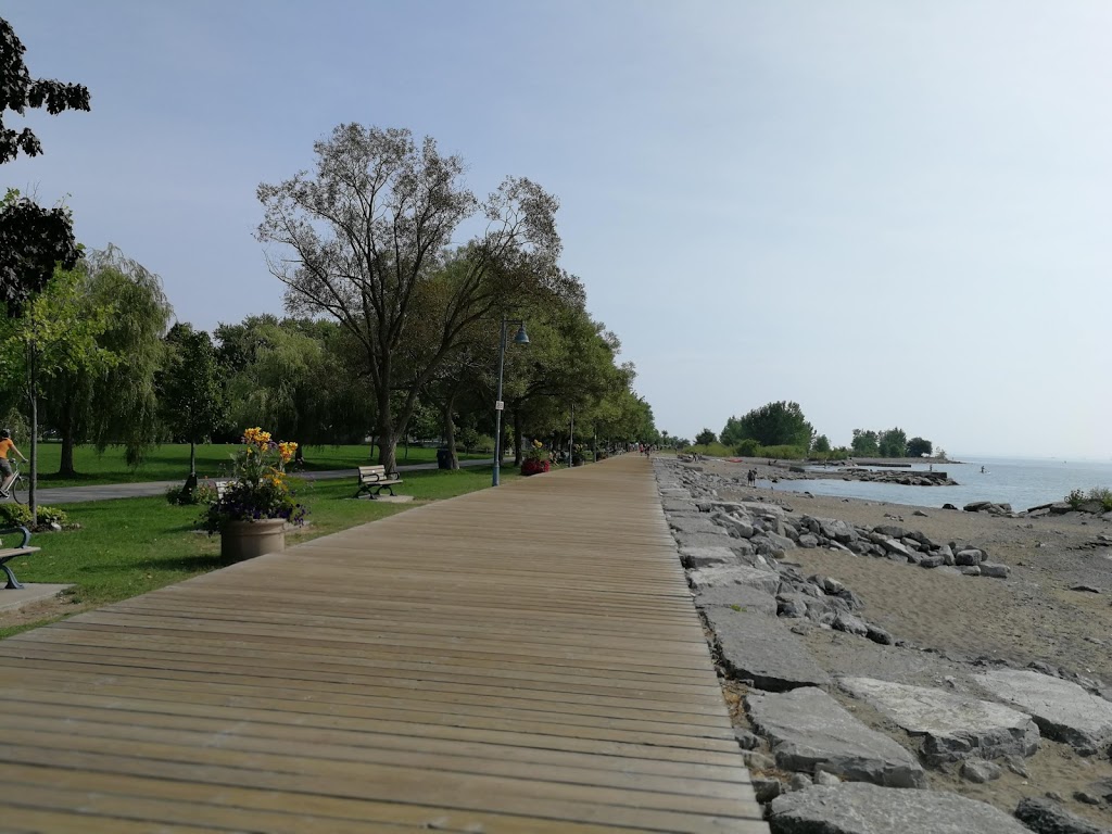 Woodbine Beach Park | 1675 Lake Shore Blvd E, Toronto, ON M4L 3W6, Canada