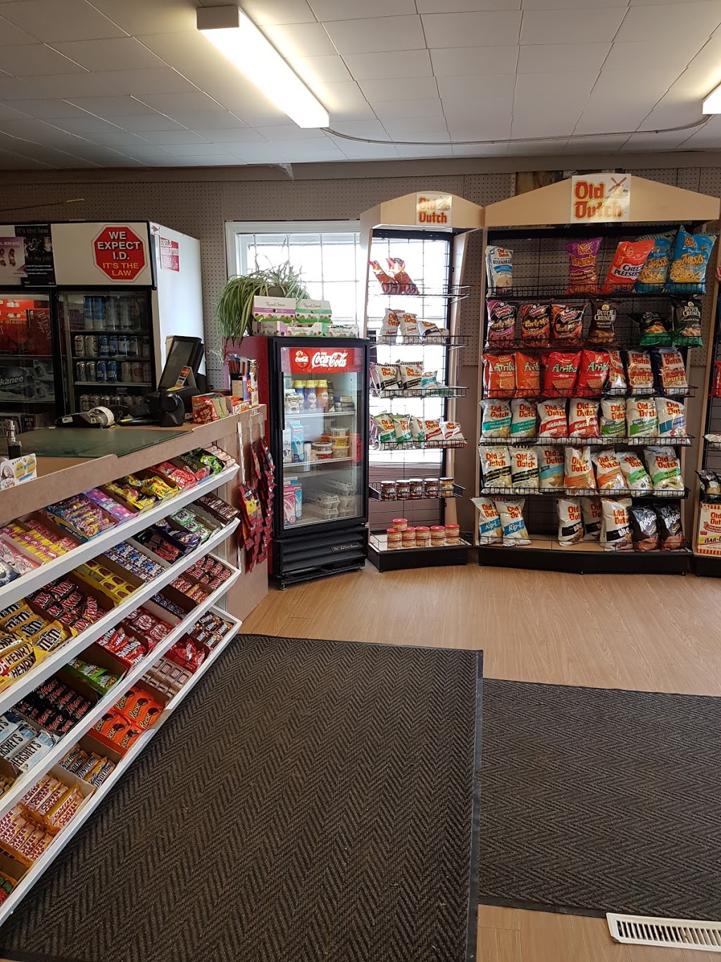 Sandy Beach Noyes General Store | 66 Lakeshore Dr, Onoway, AB T0E 1V0, Canada | Phone: (780) 967-5155