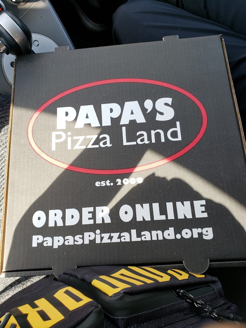 Papas Pizzaland Trenton | 391 Dundas St W, Trenton, ON K8V 3S4, Canada | Phone: (613) 955-0999