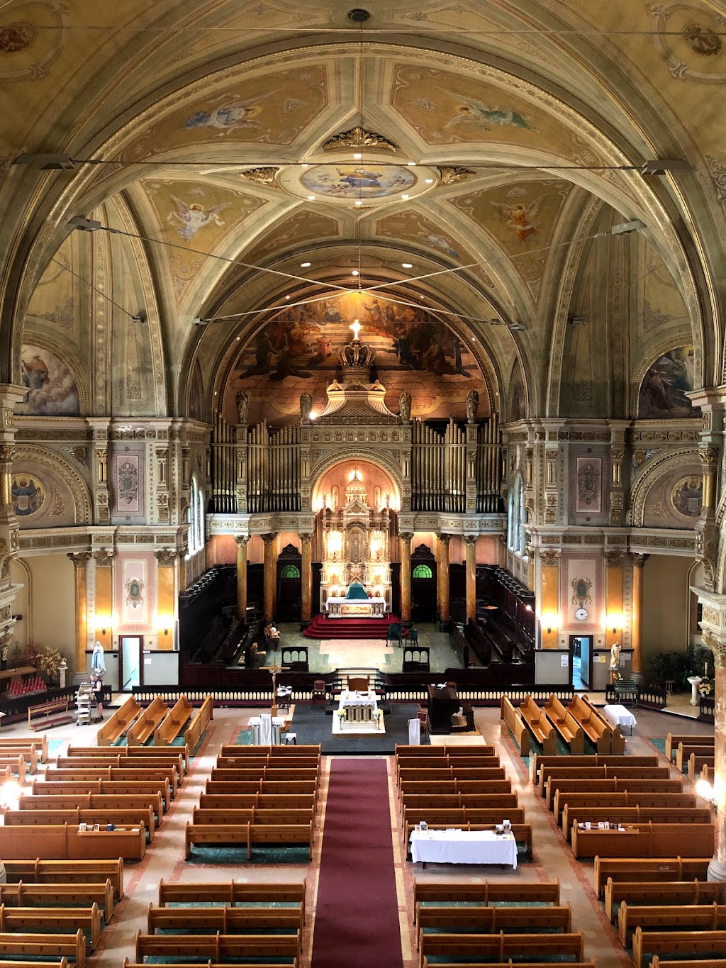 Église catholique Saint-Nom-de-Jésus | 4215 Rue Adam, Montréal, QC H1V 1T1, Canada | Phone: (514) 253-7563