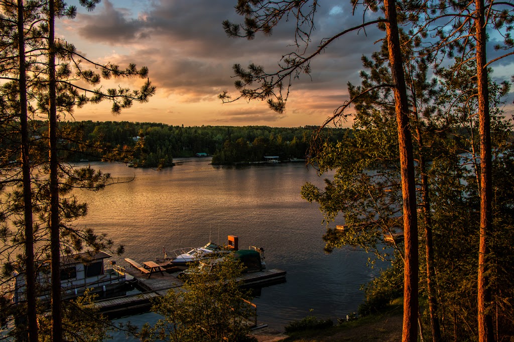 Temagami Shores Inn and Resort | 6612 ON-11, Temagami, ON P0H 2H0, Canada | Phone: (705) 569-3200