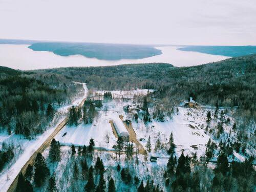 Domaine de la roche à lépervière | 602 Chem. du Cap à lEst, Sainte-Rose-du-Nord, QC G0V 1T0, Canada | Phone: (418) 675-2639