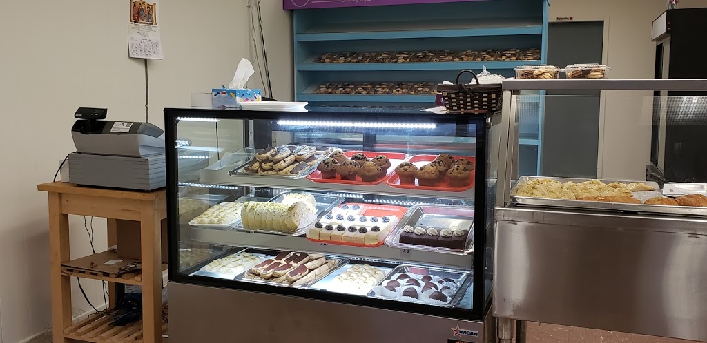 J&R pastries and bakrey | 707 Hamilton Rd, London, ON N5Z 1T5, Canada | Phone: (519) 457-7119