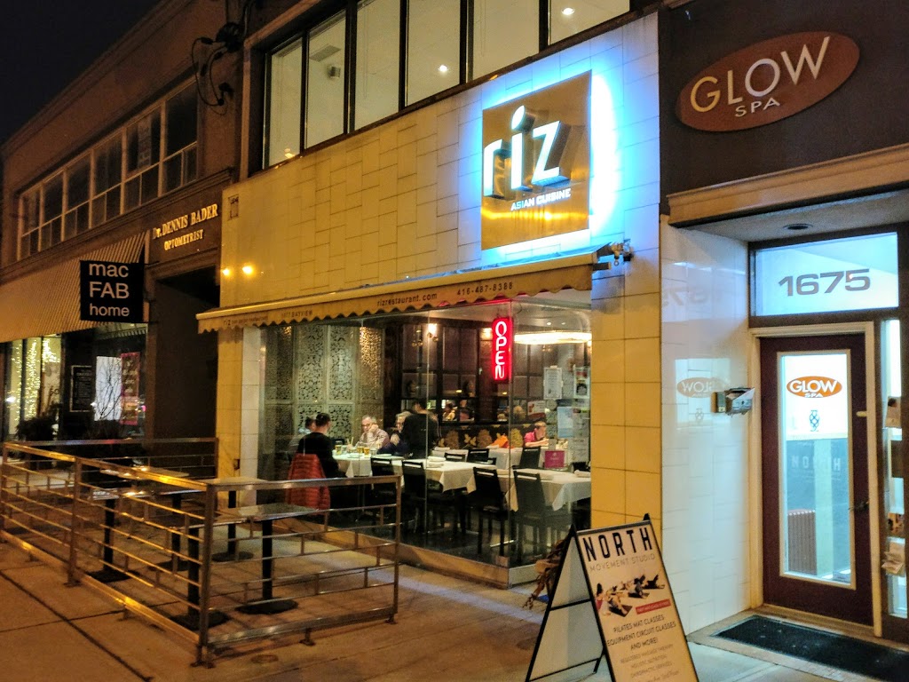 Riz Restaurant On Bayview | 1677 Bayview Ave, East York, ON M4G 3C1, Canada | Phone: (416) 487-8388