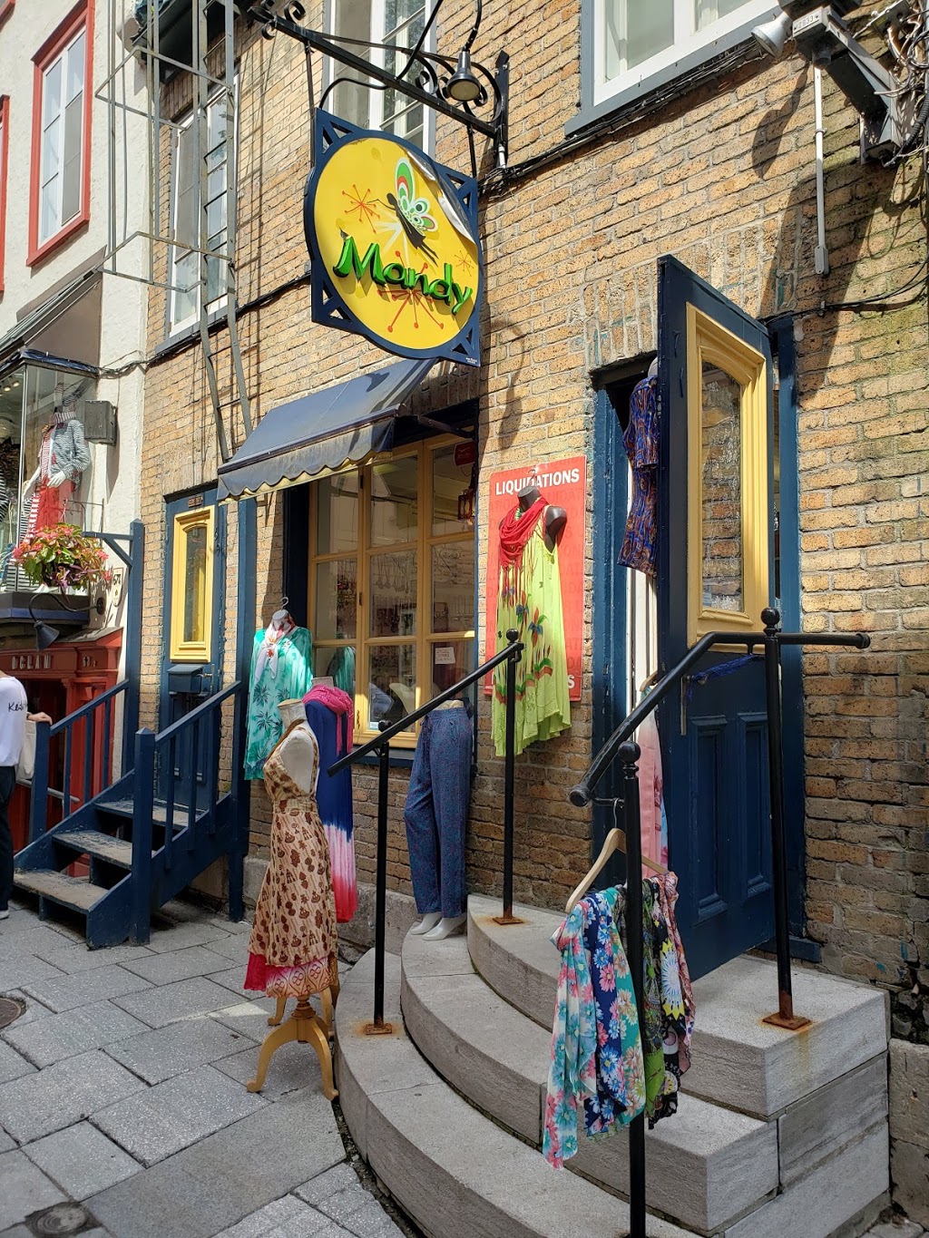 Mandy Boutique | 71 Rue du Petit Champlain, Québec, QC G1K 4H5, Canada | Phone: (418) 914-1010