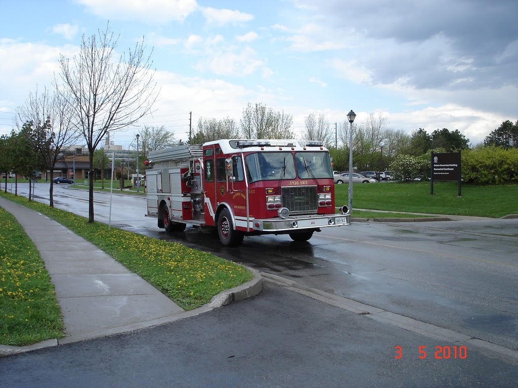 Central York Fire Station 4-2 | 125 McCaffrey Rd, Newmarket, ON L3X 1K3, Canada | Phone: (905) 895-9222