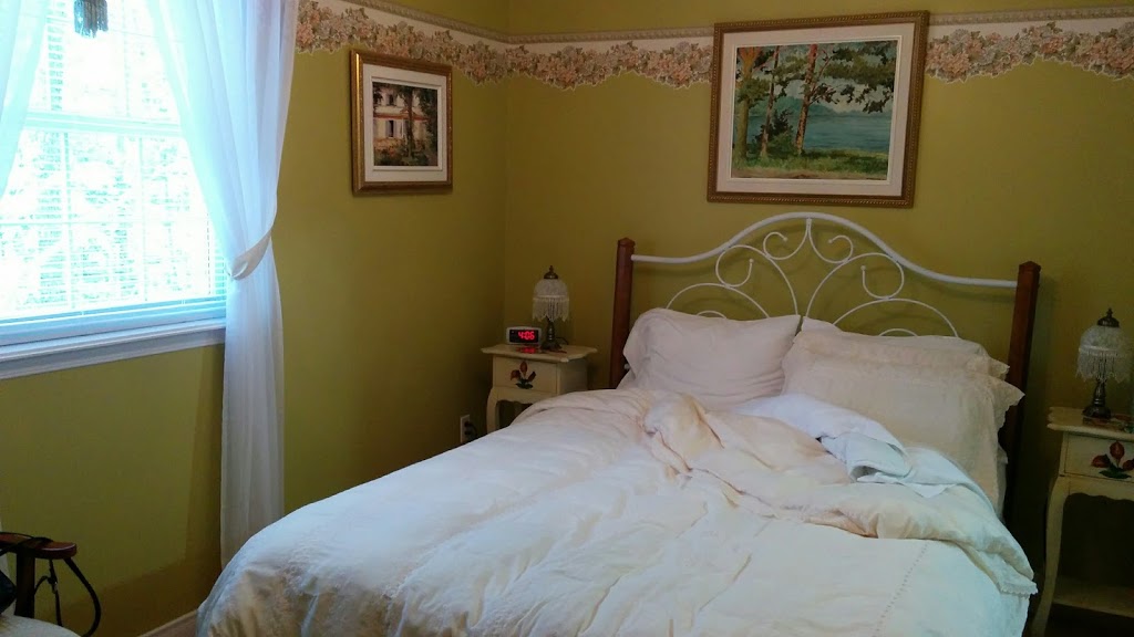 Arkadia Eastman B&B | 17 Rue Caron, Eastman, QC J0E 1P0, Canada | Phone: (514) 995-4875