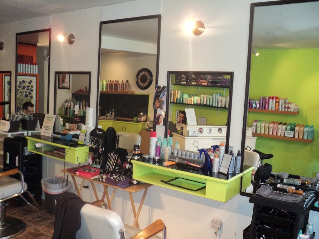 Hairdresser Gi-Mi | 10441 Boulevard Laurier, Terrebonne, QC J7M 1V4, Canada | Phone: (450) 941-1910