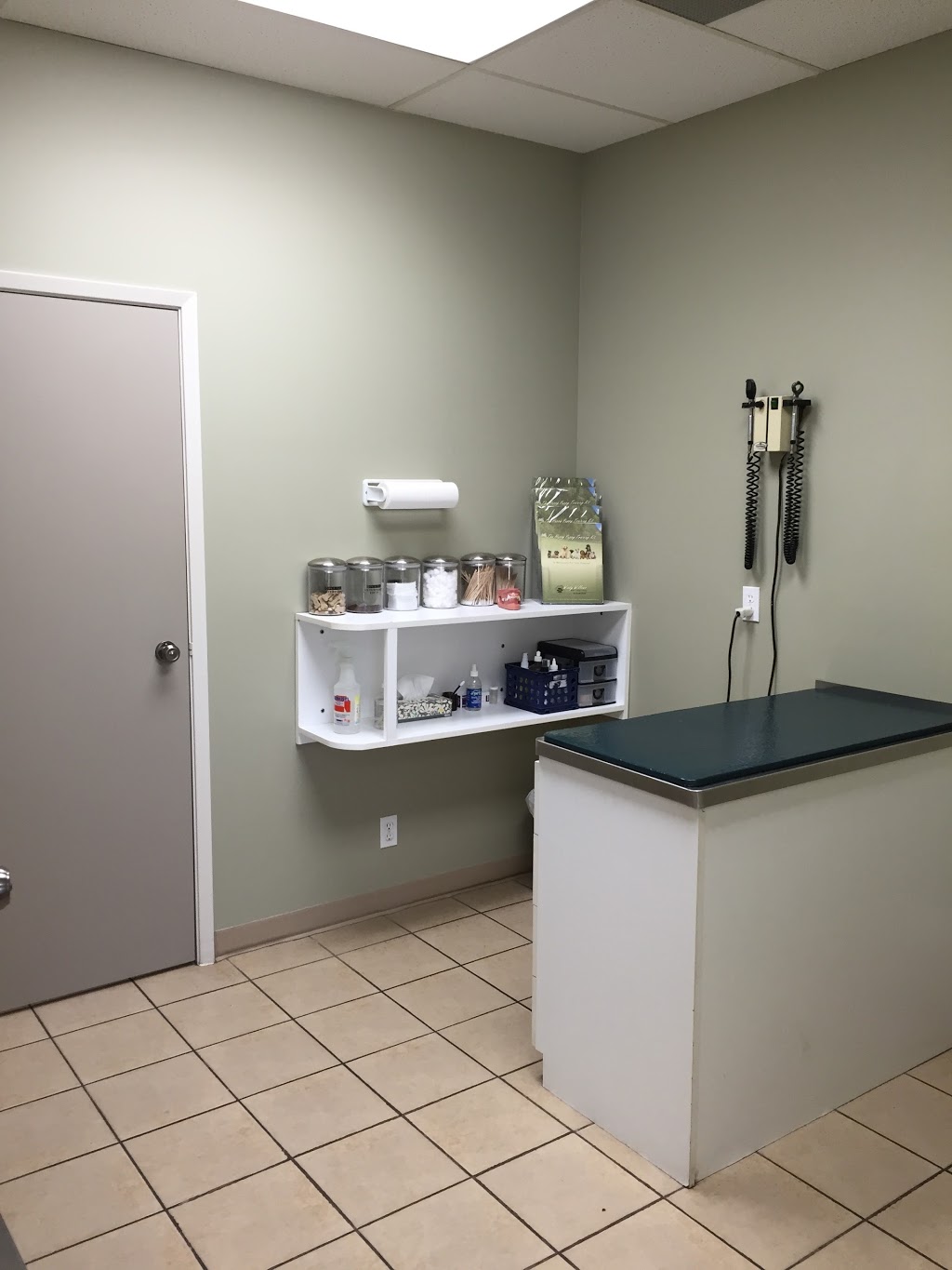 Ballantrae Plaza Veterinary Clinic | 1 Felcher Blvd #1B, Whitchurch-Stouffville, ON L4A 7X4, Canada | Phone: (905) 642-3349