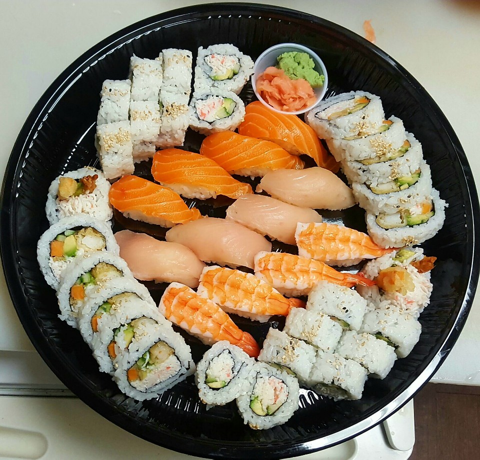 Togo Plus Sushi | 4029 208 St, Langley City, BC V3A 2H3, Canada | Phone: (604) 510-8001