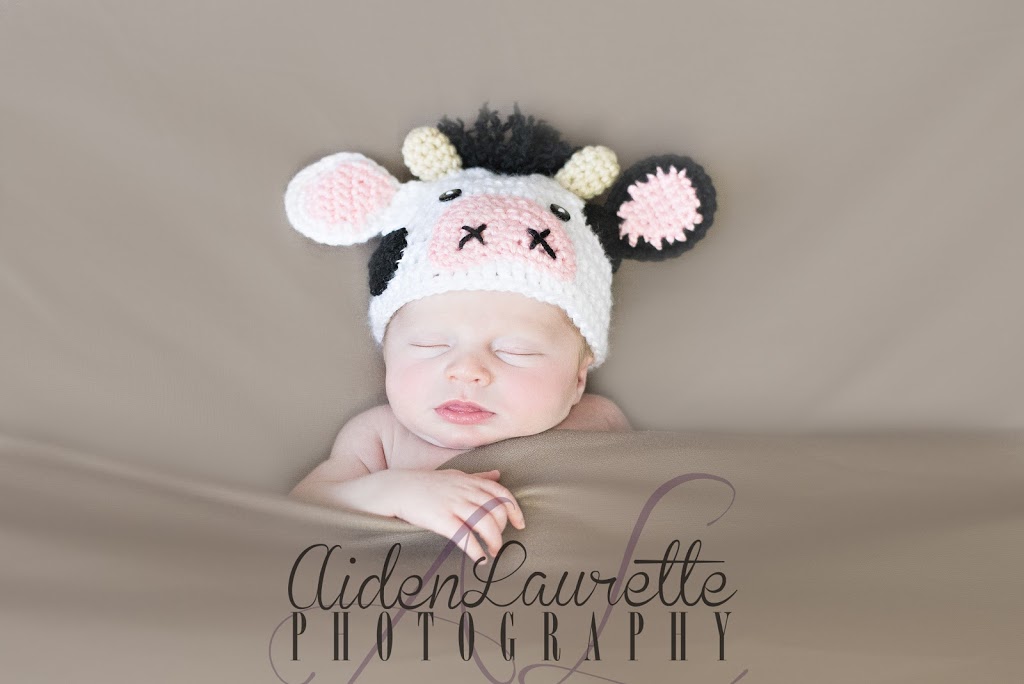 Aiden Laurette Photography | 86508 St Helens Line, Lucknow, ON N0G 2H0, Canada | Phone: (519) 400-6955
