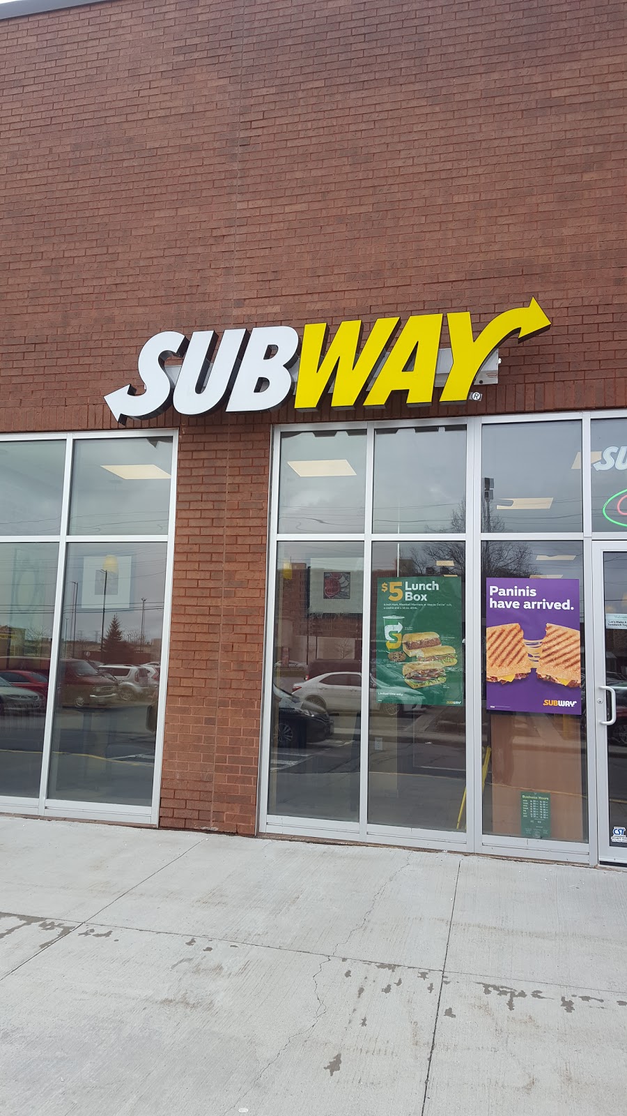 Subway | 1642 Merivale Rd Unit 60, Ottawa, ON K2G 4A1, Canada | Phone: (613) 225-3349