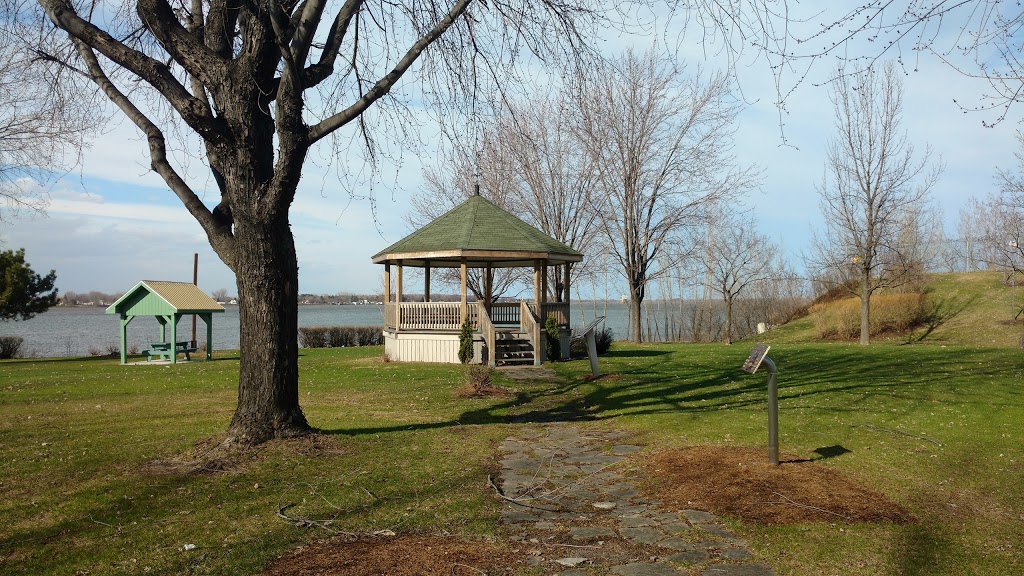 PARC DE LA POINTE-AUX-PINS | 35 Rue du Fleuve, Saint-Joseph-de-Sorel, QC J3R 3N9, Canada