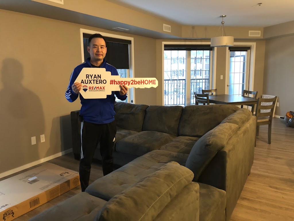 Ryan Auxtero - RE/MAX Executives Realty (WINNIPEG REALTOR) | 986 Lorimer Blvd #5, Winnipeg, MB R3P 0Z8, Canada | Phone: (204) 987-9808