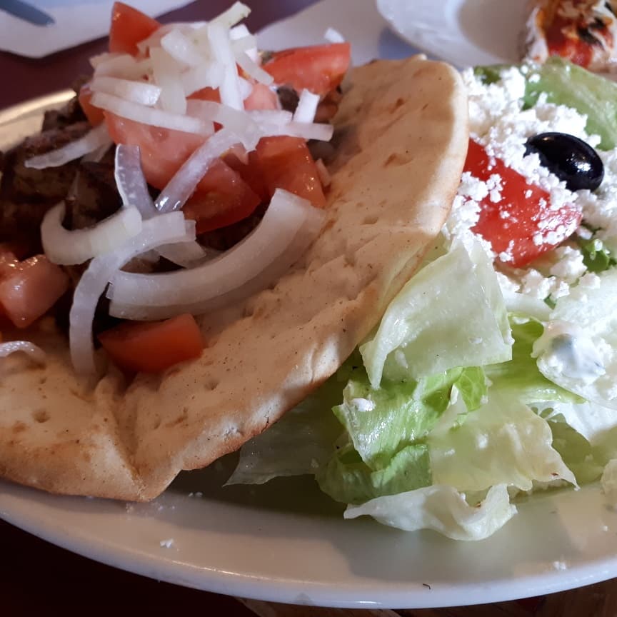 Hunters Pizza & Souvlaki House | 2574 Birchmount Rd, Scarborough, ON M1T 2M5, Canada | Phone: (416) 291-6340