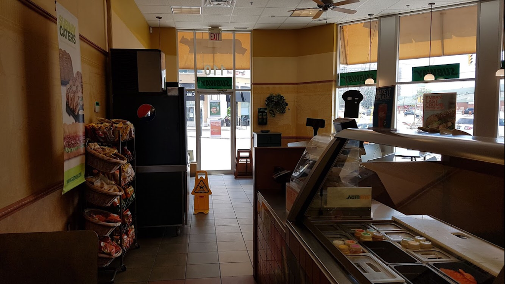 Subway | 10 Disera Dr, Thornhill, ON L4J 0A7, Canada | Phone: (905) 370-1927