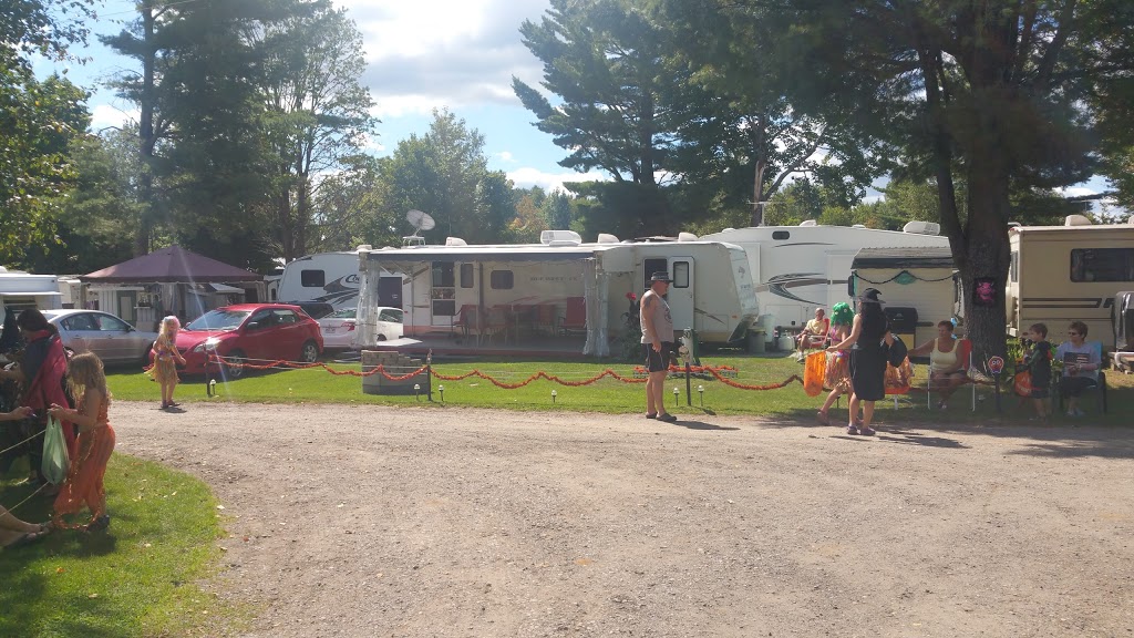 Camping Claire Fontaine | 830 Côte Joyeuse, Saint-Raymond, QC G3L 4B3, Canada | Phone: (418) 337-2744