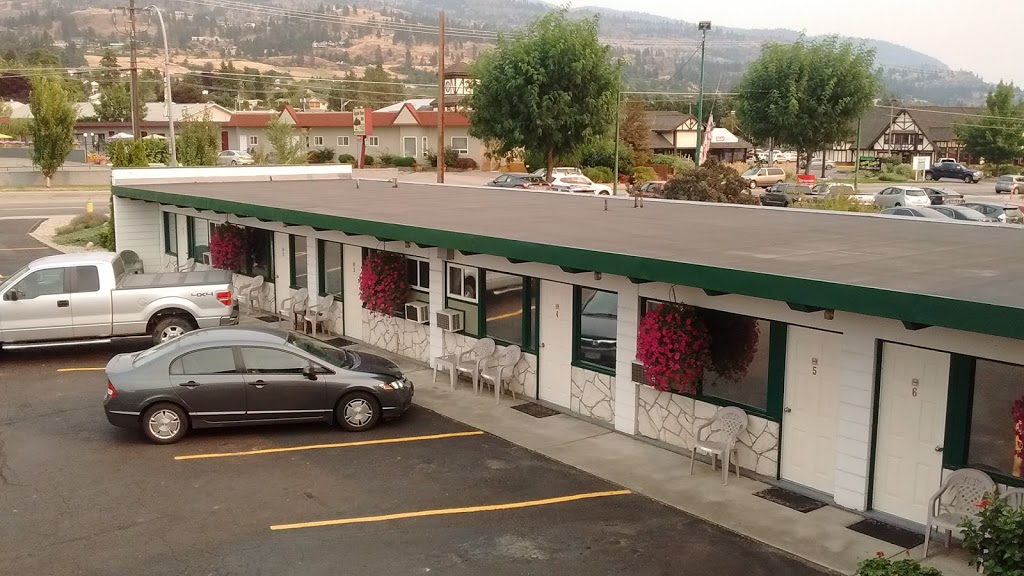 Flamingo Motel | 2387 Skaha Lake Rd, Penticton, BC V2A 6E8, Canada | Phone: (250) 492-8333