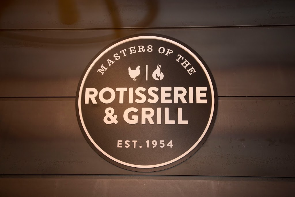 Swiss Chalet Rotisserie & Grill | 285 Mill St, Angus, ON L0M 1B4, Canada | Phone: (705) 986-0151