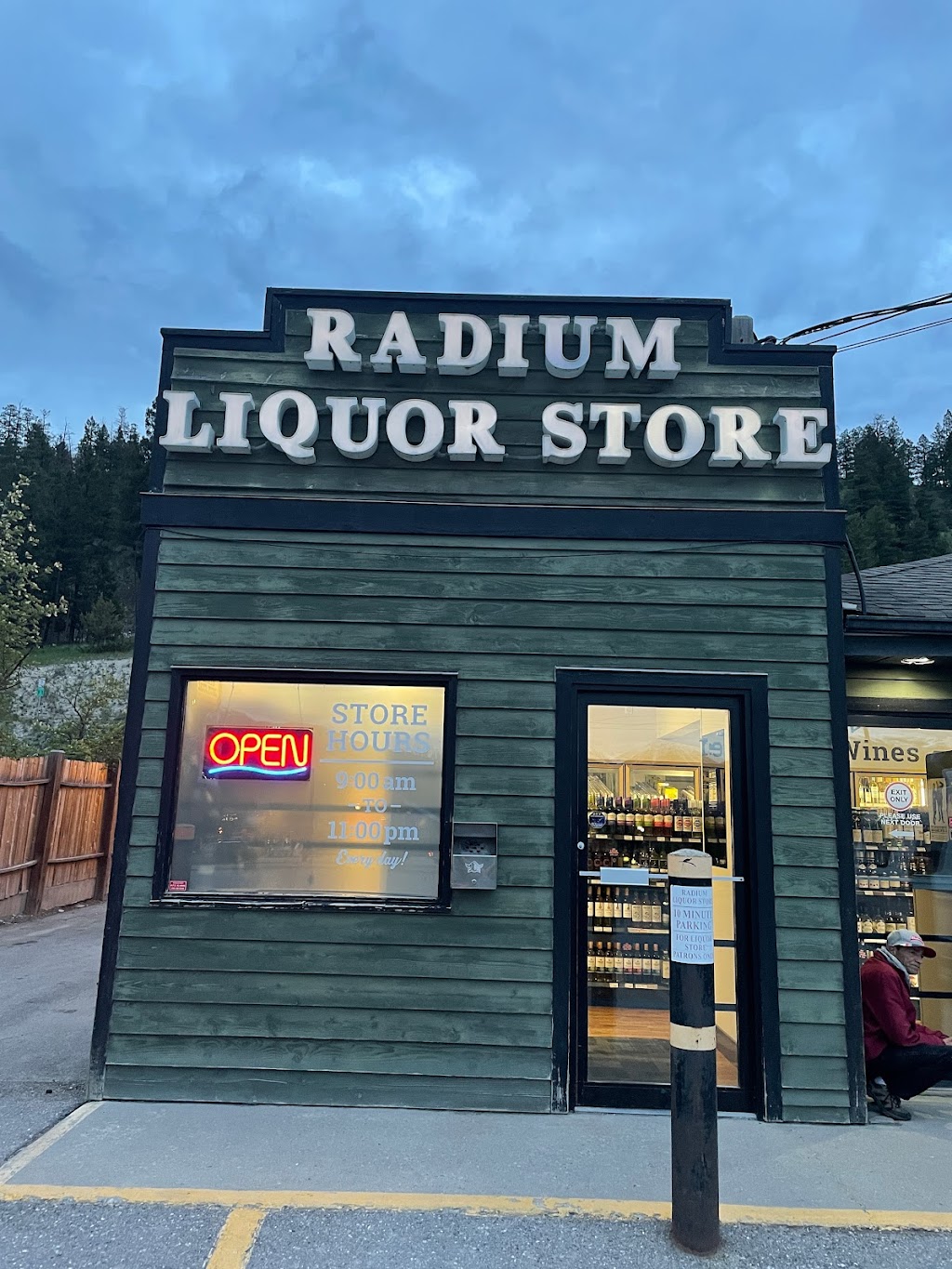 Radium Liquor Store | 7538 Main St E, Radium Hot Springs, BC V0A 1M0, Canada | Phone: (250) 347-6424