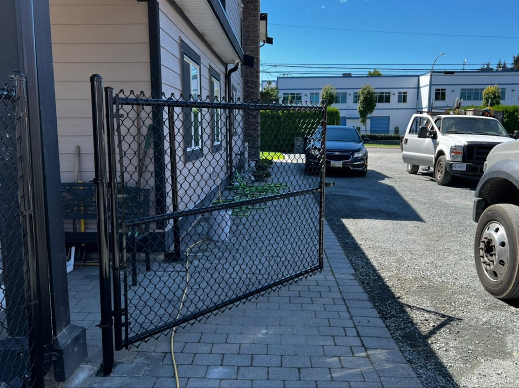 Poker link fence inc | 11952 85a Ave, Delta, BC V4C 6V4, Canada | Phone: (604) 751-6362