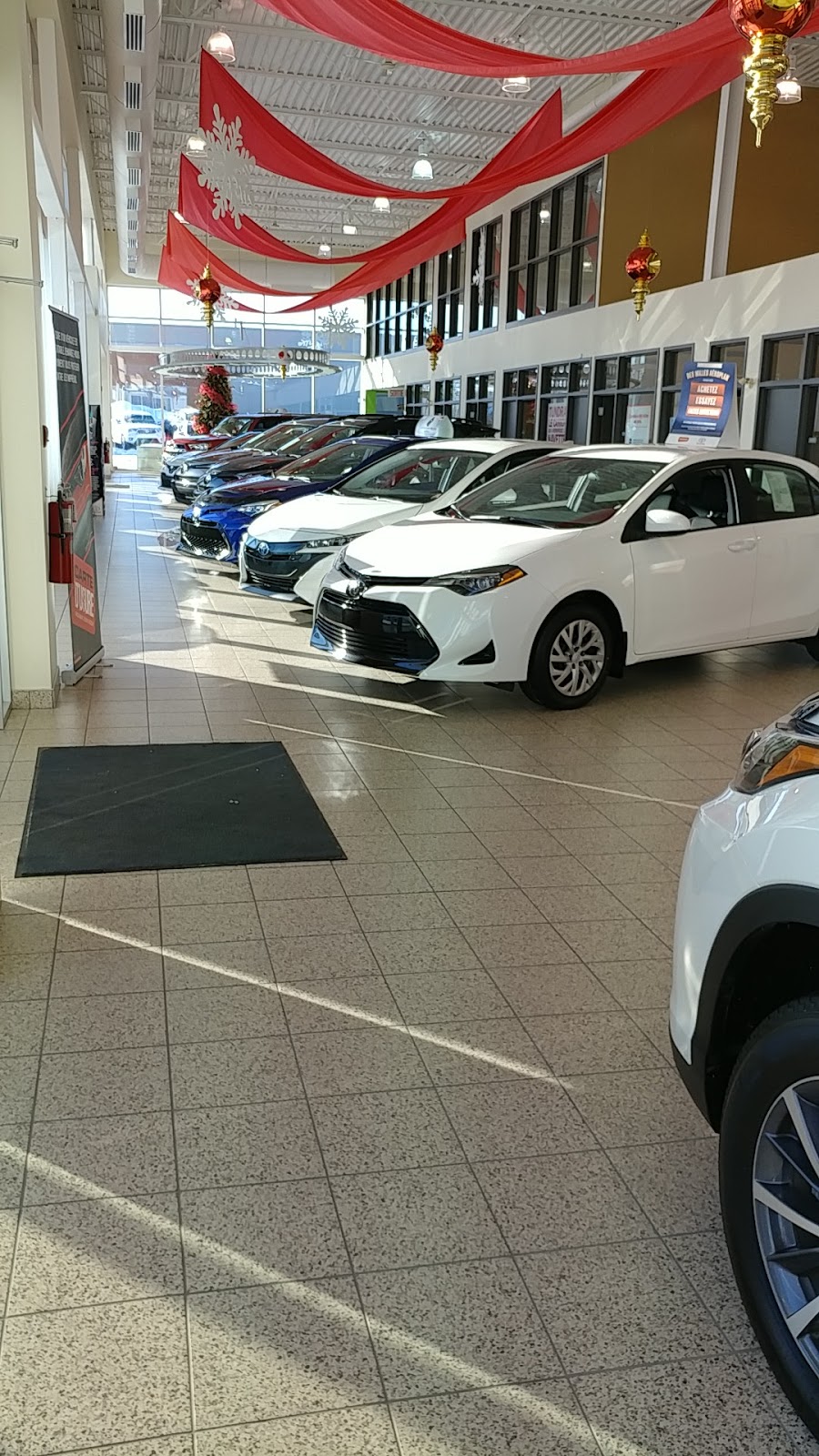 Châteauguay Toyota | 195 Boulevard Saint-Jean-Baptiste, Châteauguay, QC J6K 3B9, Canada | Phone: (450) 692-1200