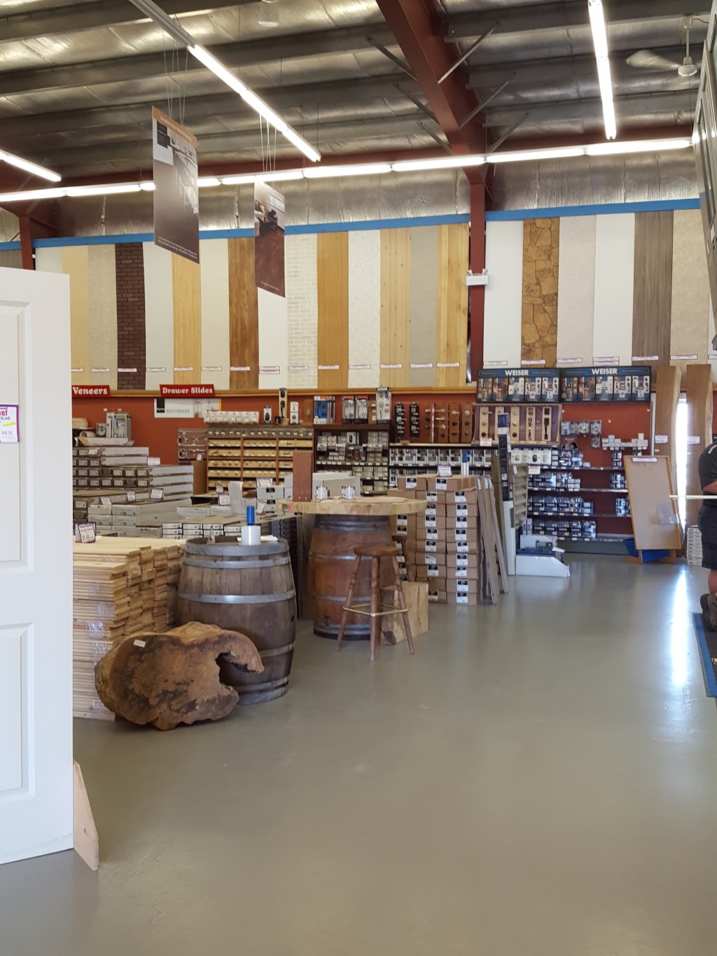 Windsor Plywood Saskatoon | 3222 Millar Ave, Saskatoon, SK S7K 5Y3, Canada | Phone: (306) 931-1232