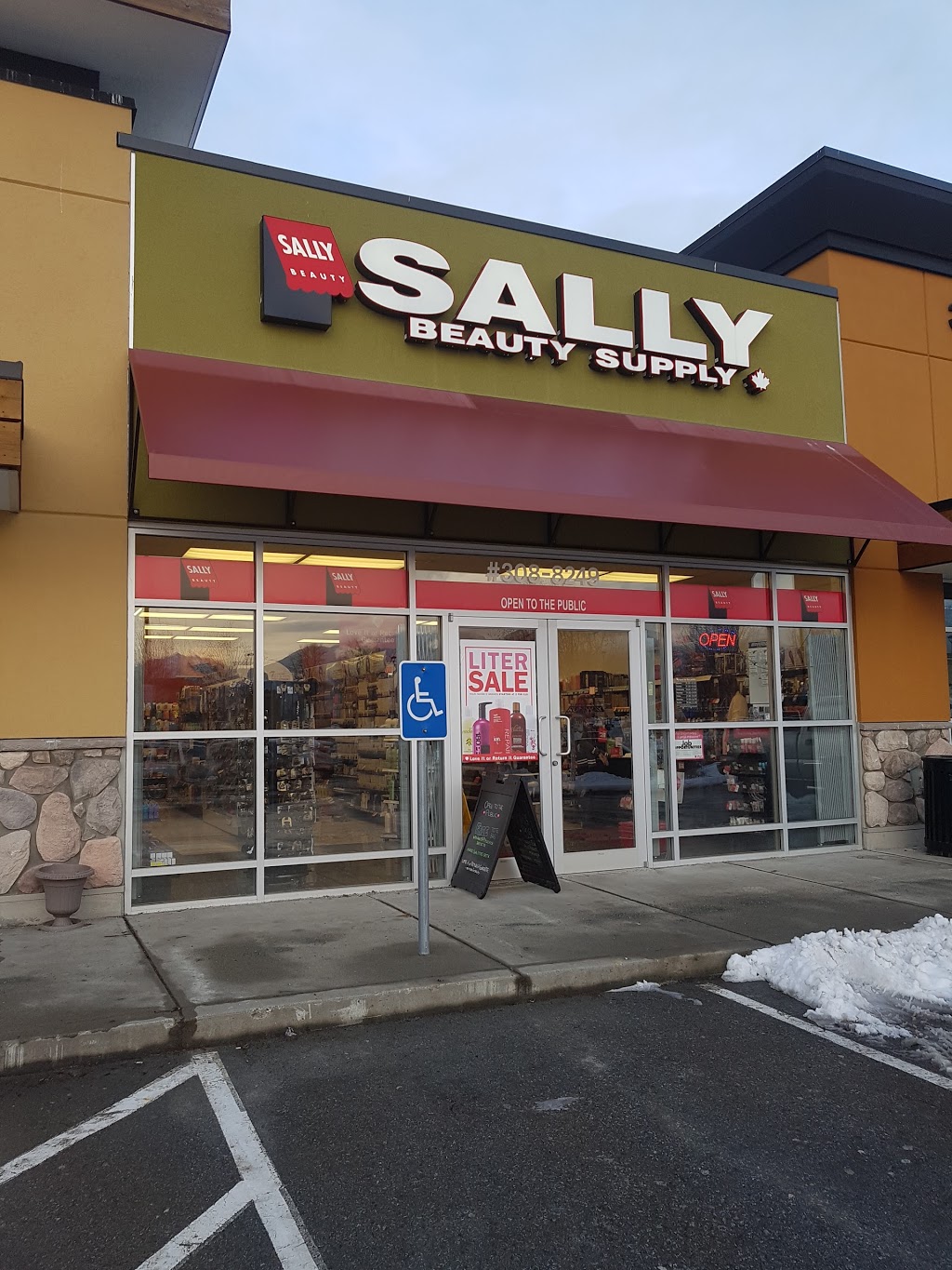 Sally Beauty | 8249 Eagle Landing Pkwy, Chilliwack, BC V2R 0P9, Canada | Phone: (604) 702-1180