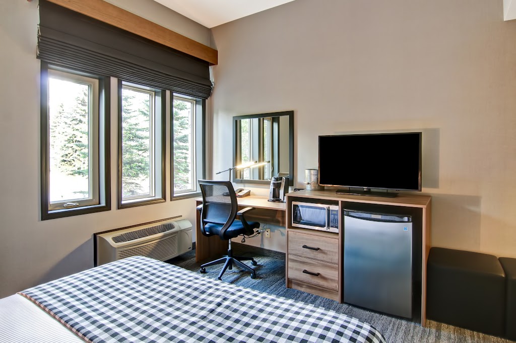 Canalta Lodge | 545 Banff Ave #1B5, Banff, AB T1L 1B5, Canada | Phone: (403) 762-2112