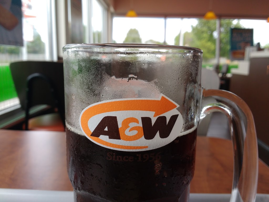 A&W Canada | 1219 Confederation St, Sarnia, ON N7S 4M7, Canada | Phone: (519) 344-1219