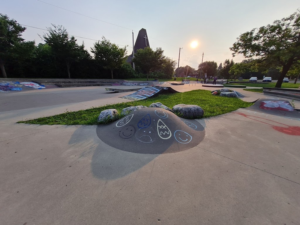 Kiwanis Park Skatepark | 1475 Brydges St, London, ON N5W 2H7, Canada | Phone: (519) 661-2489