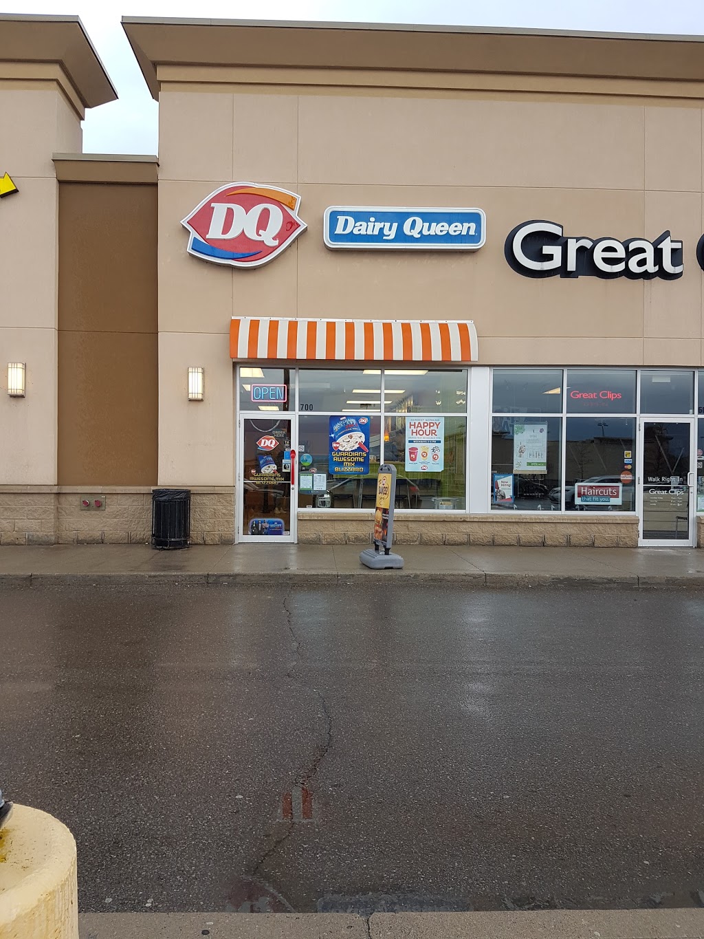 Dairy Queen (Treat) | 575 Laval Dr, Oshawa, ON L1J 0B6, Canada | Phone: (905) 576-1923