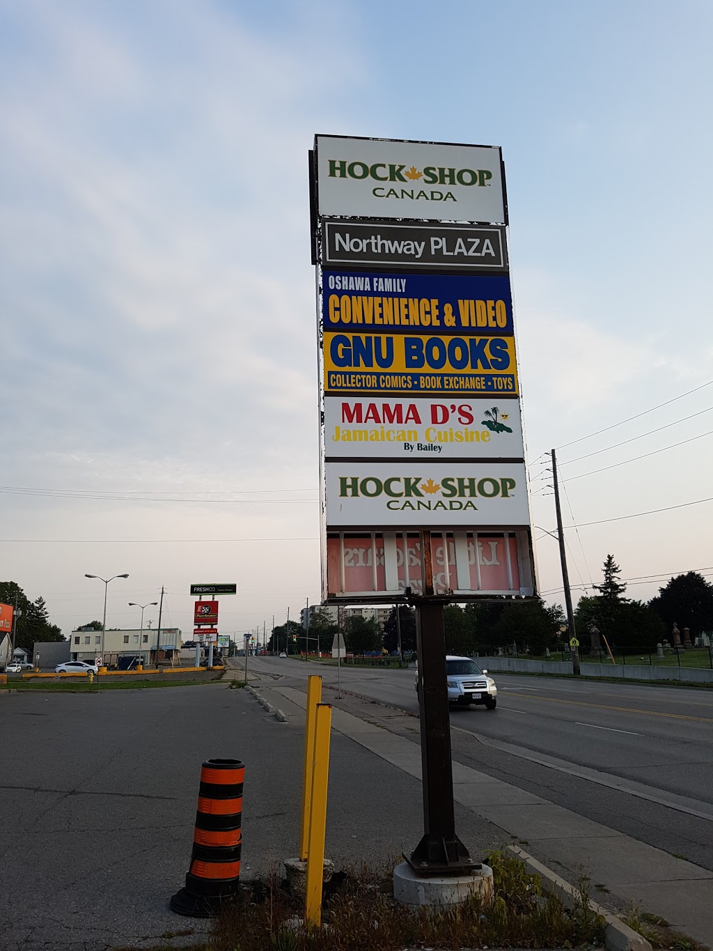 Oshawa Family Convenience | 1122 Simcoe St N, Oshawa, ON L1G 4W6, Canada | Phone: (905) 433-7946