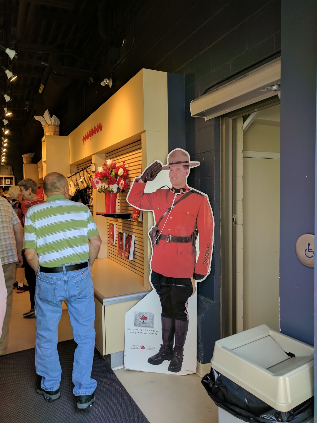 The Mountie Shop | 1 Sandridge Roa, Ottawa, ON K1K 2X5, Canada | Phone: (613) 741-4285