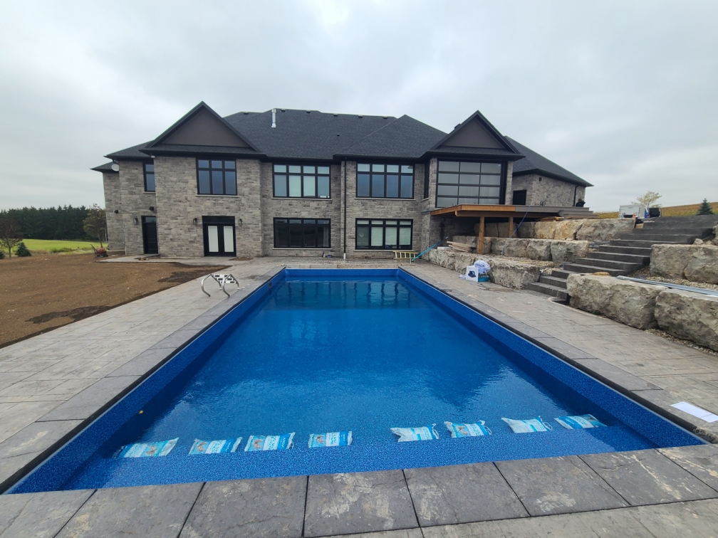 Terry Howald Pools | 274 Courtland Ave E, Kitchener, ON N2G 2V7, Canada | Phone: (519) 578-1634