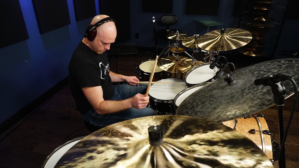 Robb Ryans Drumlessons | 18 Rembrandt Dr, Grimsby, ON L3M 5A1, Canada | Phone: (416) 770-7455