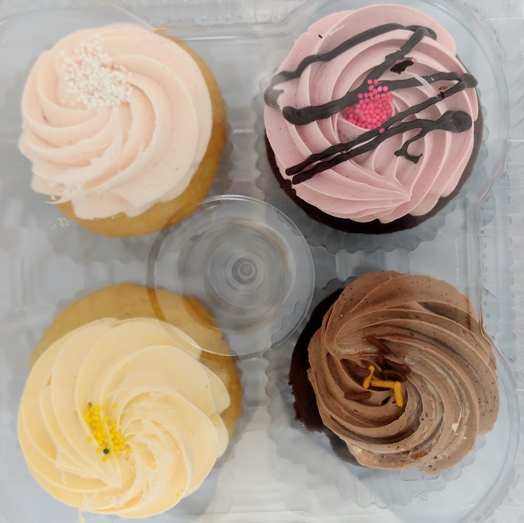 Swirls Cupcakes | 17 Queen St N #2A, Mississauga, ON L5N 1A1, Canada | Phone: (905) 285-0991