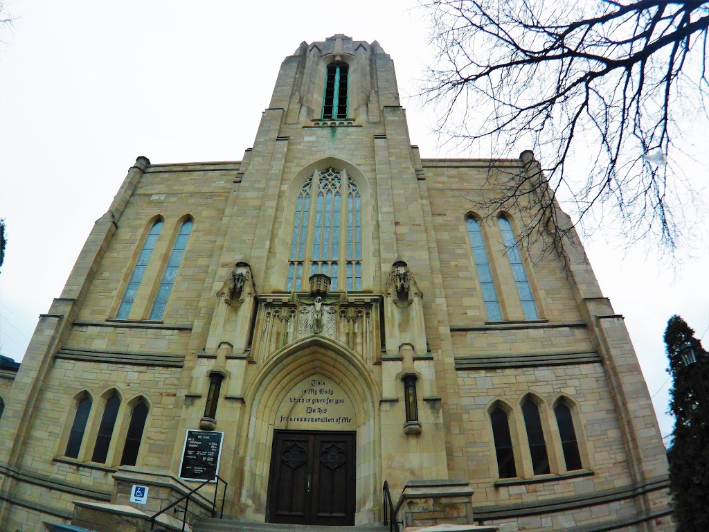 Church of the Blessed Sacrament | 194 Fourth Avenue, Ottawa, ON K1S 2L6, Canada | Phone: (613) 232-4891