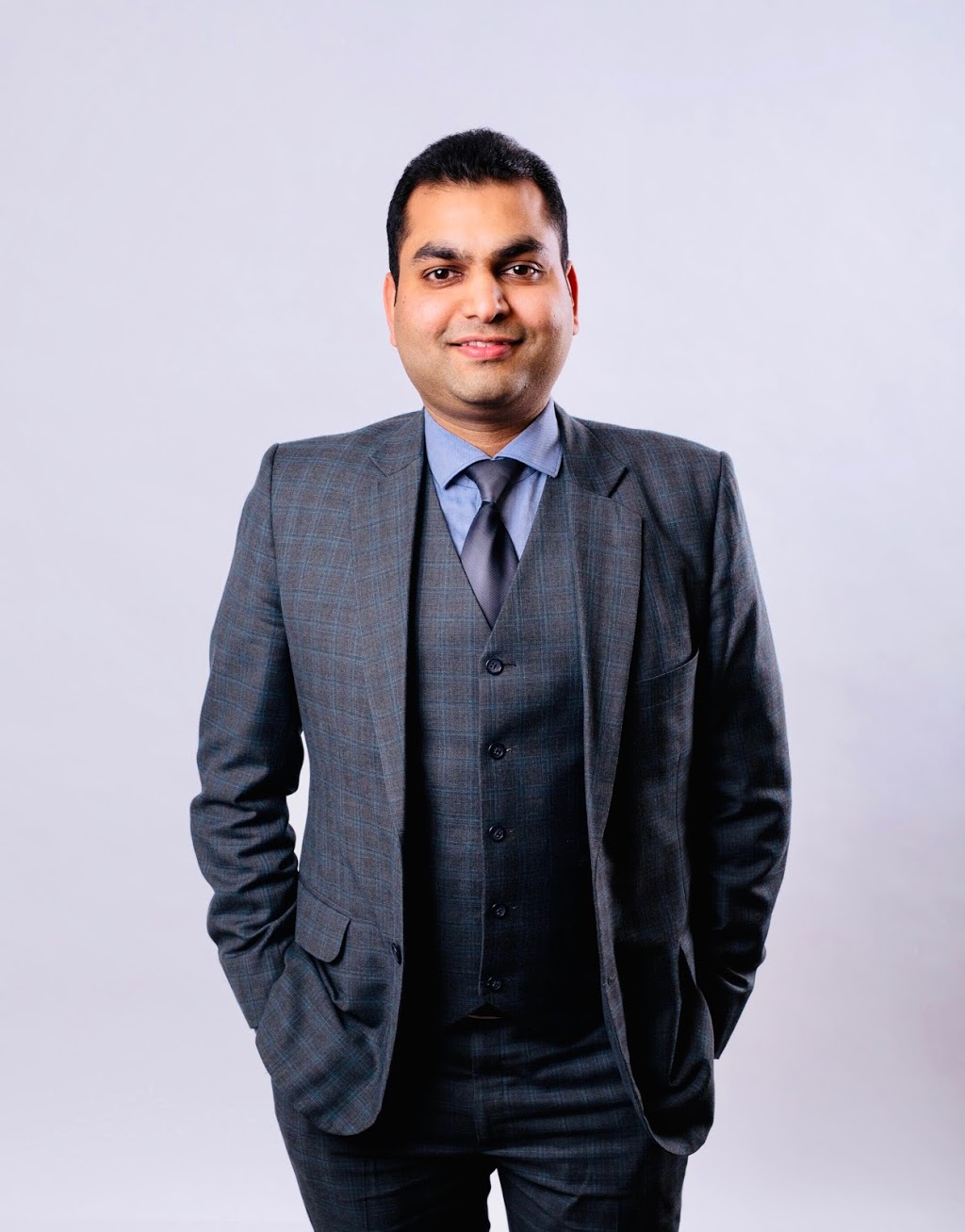 Vivek Kumar - Realtor, Zoocasa Realty Inc. Brokerage | 2486 Old Bronte Rd, Oakville, ON L6M 0Y4, Canada | Phone: (647) 531-6660