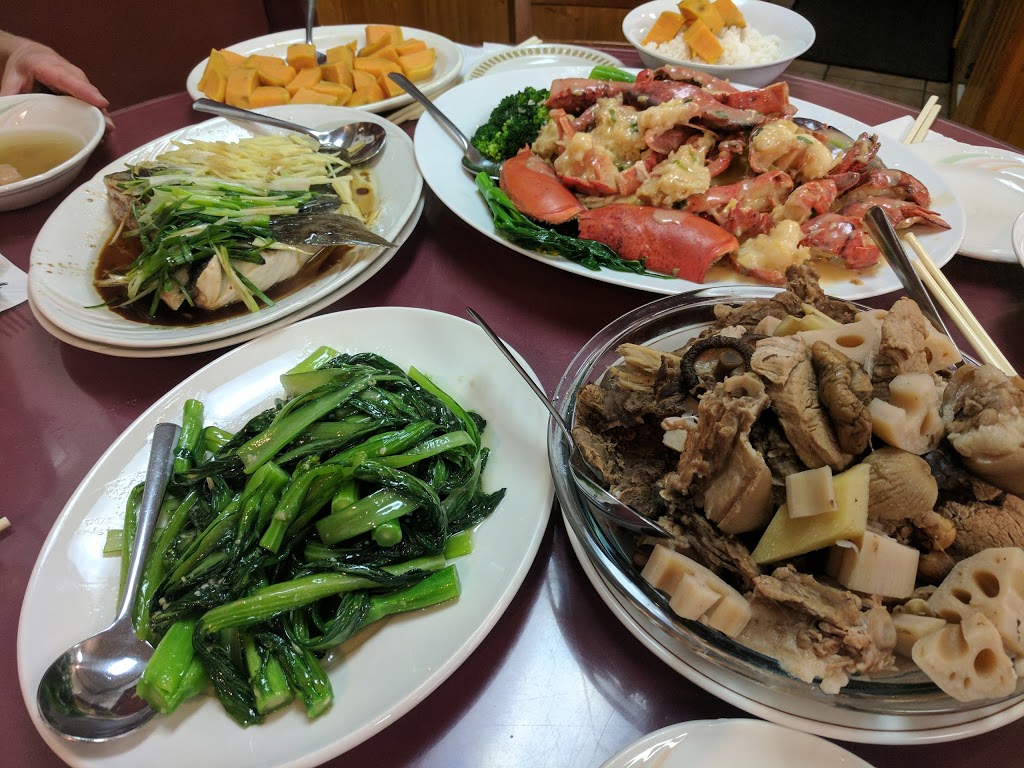 Fung Wah Restaurant Ltd | 3665 Dutch Village Rd, Halifax, NS B3N 2T1, Canada | Phone: (902) 455-3366