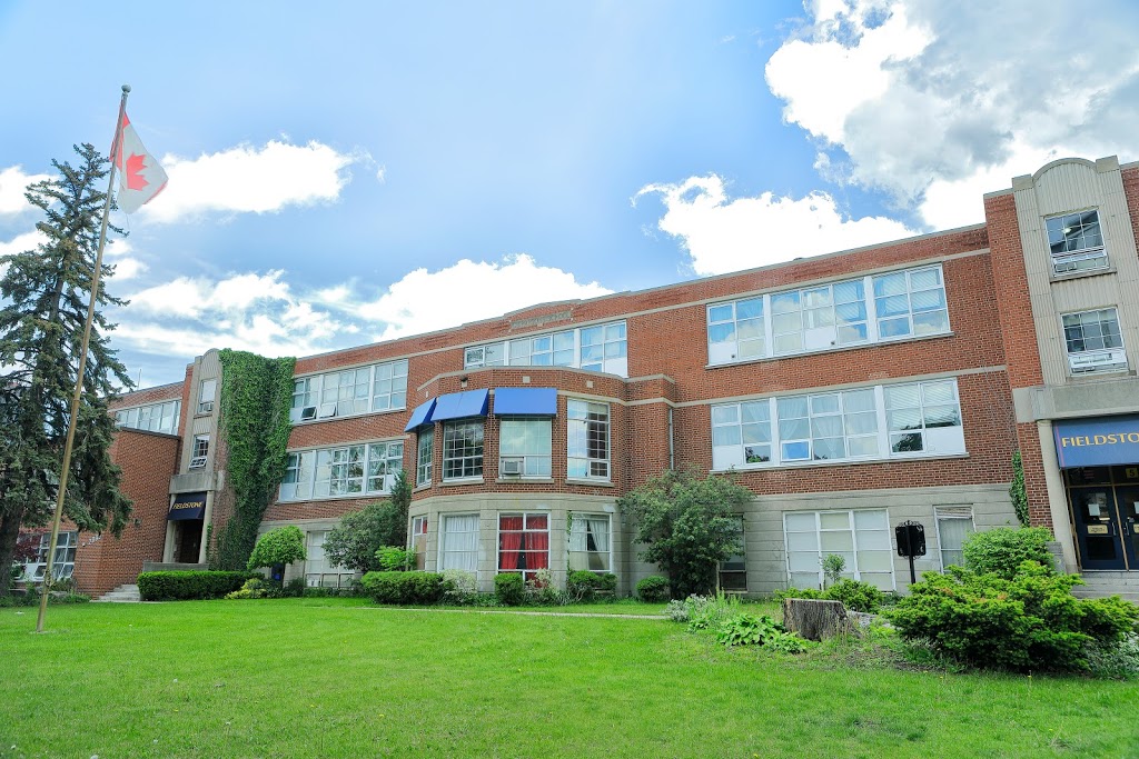 Fieldstone School | 2999 Dufferin St, North York, ON M6B 3T4, Canada | Phone: (416) 487-7381