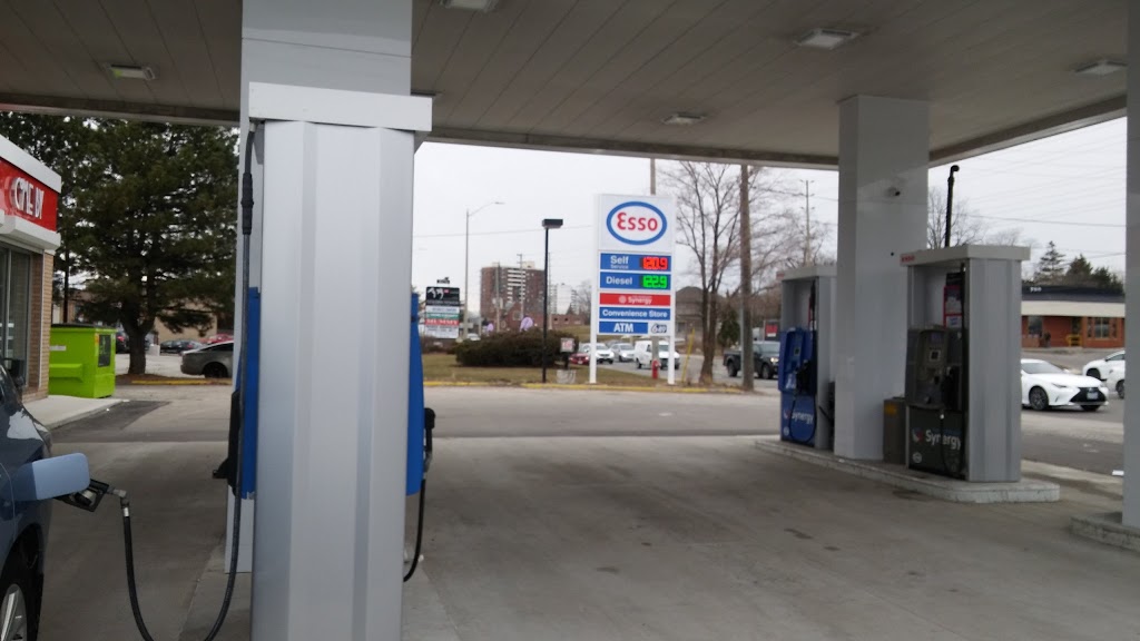 Esso | 820 Dundas St E, Mississauga, ON L4W 2B6, Canada | Phone: (905) 277-5888