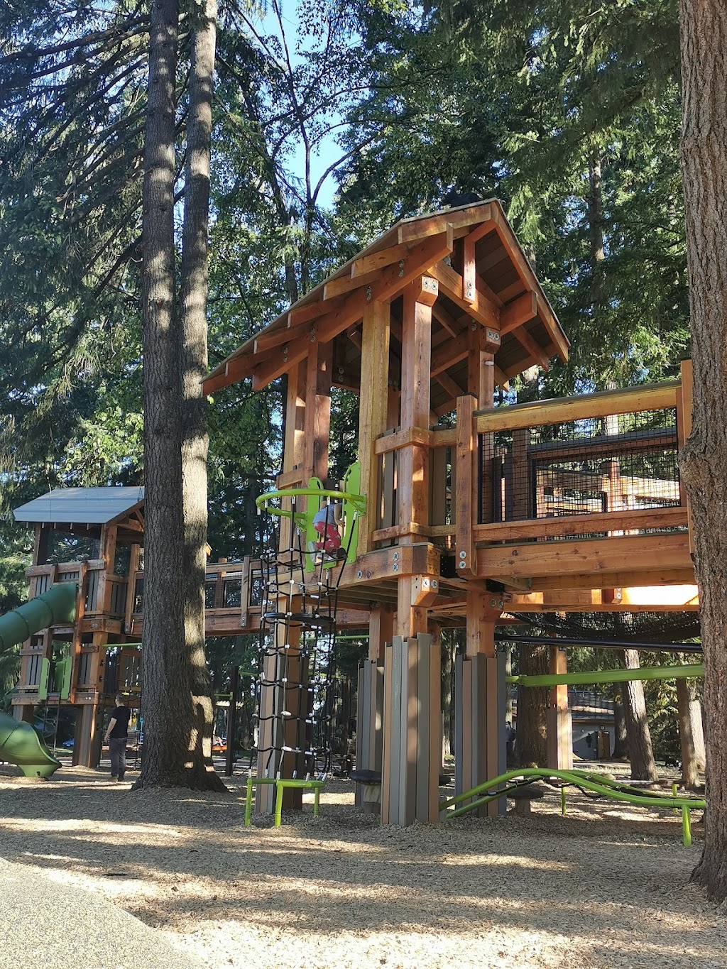 Mundy Park Picnic Shelter | 587 Hillcrest St, Coquitlam, BC V3J, Canada | Phone: (604) 927-4386