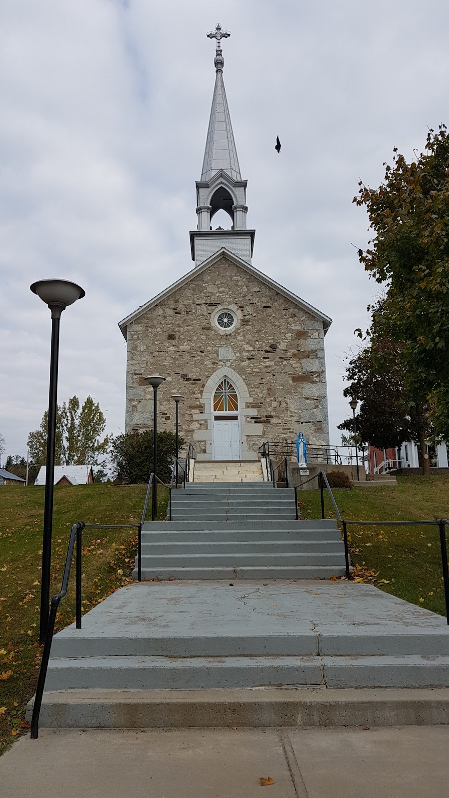 Église de St. James | 23 Rue de lÉglise, Portage-du-Fort, QC J0X 2T0, Canada | Phone: (819) 648-5898