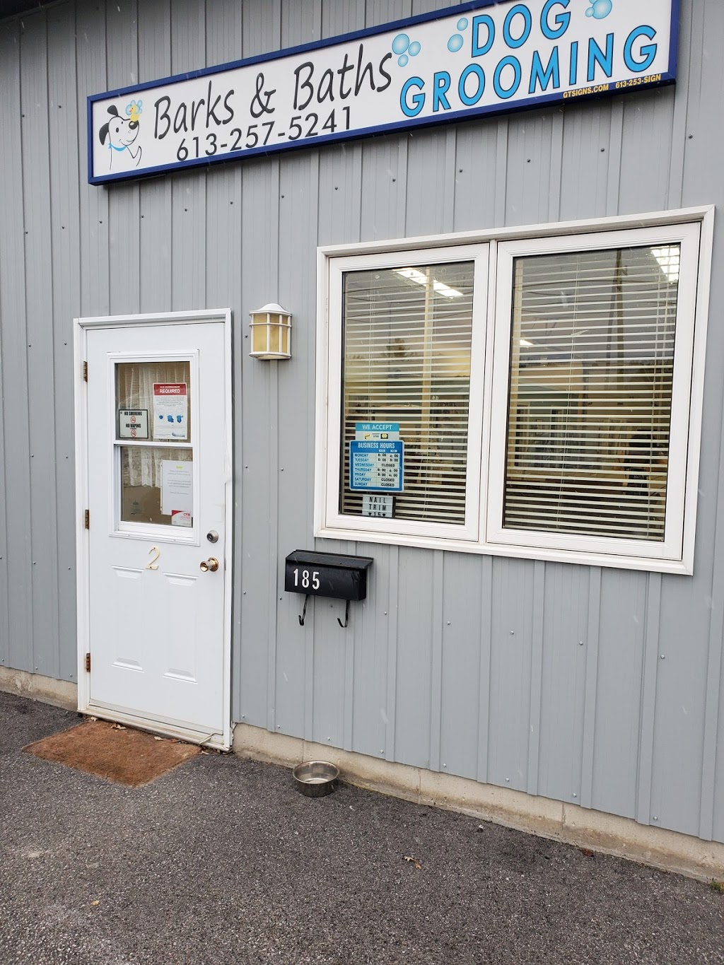 Barks & Baths Dog Grooming | 185 Industrial Ave Unit 2, Carleton Place, ON K7C 3V7, Canada | Phone: (613) 257-5241