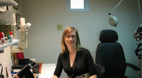 Dr. Isabelle Journet, optométriste | 4545 Rue Foster, Waterloo, QC J0E 2N0, Canada | Phone: (450) 539-3555